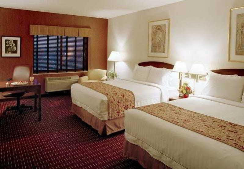 คอร์ตยาร์ด บลูมิงตัน บาย มอลล์ ออฟ อเมริกา Hotel บลูมมิงตัน ภายนอก รูปภาพ